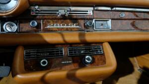 Immagine 15/29 di Mercedes-Benz 280 SE 3,5 (1970)