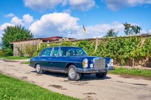 Image 37/38 of Mercedes-Benz 300 SEL 6.3 (1970)
