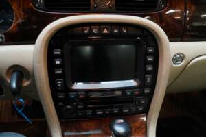 Bild 49/50 von Jaguar XJR Super V8 (2007)