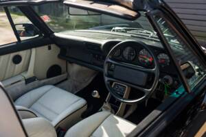 Imagen 14/60 de Porsche 911 Carrera 3.2 (WTL) (1988)