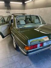 Afbeelding 7/12 van Mercedes-Benz 280 E (1982)