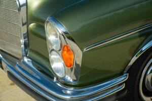 Afbeelding 42/50 van Mercedes-Benz 220 SE b (1964)