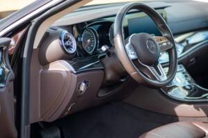 Image 26/85 of Mercedes-Benz CLS 450 4MATIC (2018)