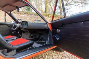Image 25/50 de Ferrari Dino 246 GT (1970)