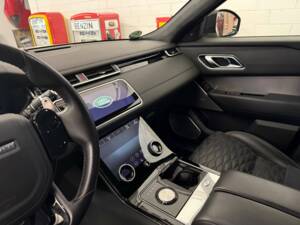 Image 10/18 of Land Rover Range Rover Velar SVAutobiography (2019)