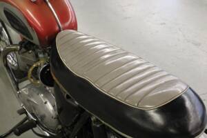 Afbeelding 15/17 van Triumph DUMMY (1968)