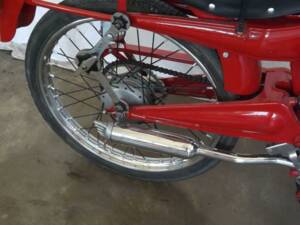 Image 8/44 of Moto Guzzi Cardellino 75 (1957)