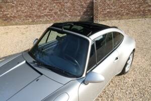 Imagen 24/50 de Porsche 911 Carrera (1996)