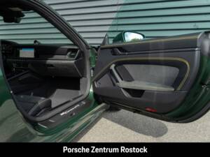 Obraz 18/33 pojazdu Porsche 911 Carrera GTS (1900)