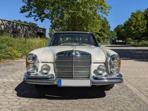 Bild 8/21 von Mercedes-Benz 280 SE 3,5 (1971)