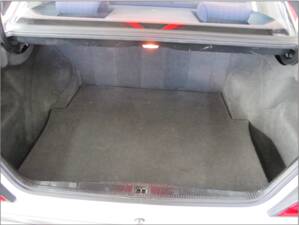 Image 8/71 of Mercedes-Benz 300 E 4-Matic (1990)