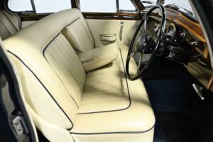 Image 23/50 of Jaguar Mk VIII (1958)
