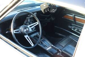 Image 4/23 of Chevrolet Corvette Stingray (1973)