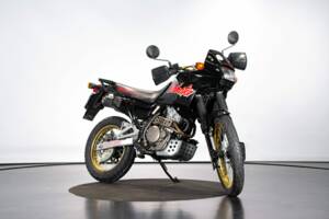 Image 6/38 de Honda NX 650 Dominator (1988)