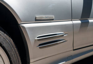 Image 10/33 of Mercedes-Benz SL 600 (2002)