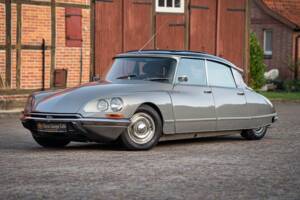 Image 1/44 of Citroën DS 21 (1968)