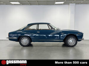 Image 5/15 of Alfa Romeo 2600 Sprint (1965)