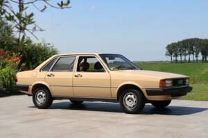 Imagen 12/50 de Audi 80 GL (1979)