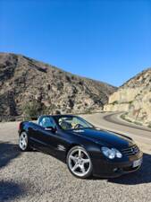 Immagine 2/11 di Mercedes-Benz SL 500 (2002)