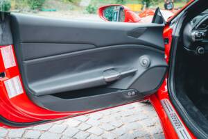 Image 28/56 of Ferrari 488 GTB (2020)