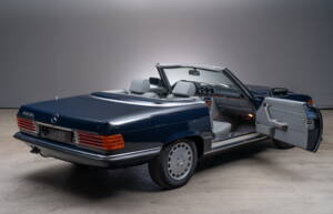 Bild 7/24 von Mercedes-Benz 500 SL (1983)