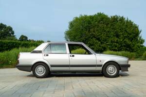 Imagen 5/50 de Alfa Romeo Giulietta 1.8 (1985)