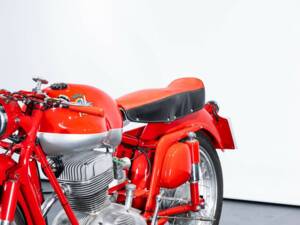 Image 48/50 of MV Agusta DUMMY (1957)