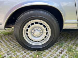 Bild 20/29 von Mercedes-Benz 230 SL (1966)