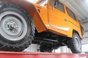 Image 8/50 of Toyota Land Cruiser FJ 40 (1980)