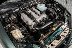 Immagine 50/50 di Mazda MX-5 1.6 (1999)