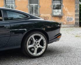 Image 19/41 de Jaguar XKR (2003)