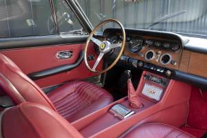 Bild 9/11 von Ferrari 330 GT 2+2 (1965)