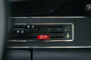 Image 44/50 of Porsche 911 2.2 S (1971)