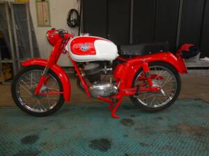 Image 6/8 de MV Agusta DUMMY (1958)