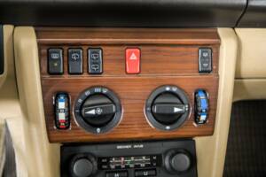 Bild 24/50 von Mercedes-Benz 230 TE (1987)