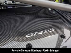 Image 46/50 of Porsche 718 Cayman GT4 RS Weissach (2025)