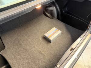 Afbeelding 23/36 van Mercedes-Benz 200 (1988)