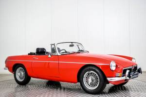 Image 20/50 de MG MGB (1973)