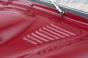 Image 47/50 of TVR Vixen Series 1 (1968)