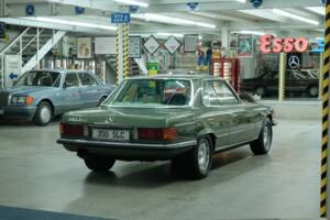 Image 11/50 de Mercedes-Benz 350 SLC (1973)