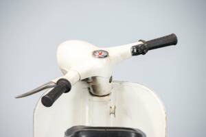 Immagine 24/32 di Piaggio Vespa 50 L (1968)