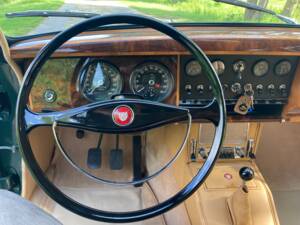Image 6/35 de Jaguar Mk II 3.8 (1961)