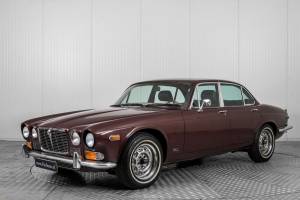 Image 1/50 de Jaguar XJ 6 4.2 (1970)