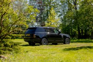 Bild 15/50 von Land Rover Range Rover V8 Armoured (2022)