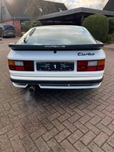 Image 43/45 of Porsche 944 Turbo (1985)