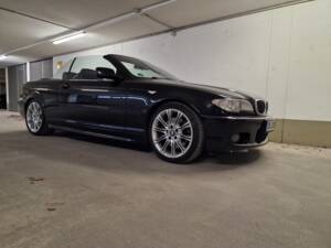 Immagine 7/61 di BMW 330Ci (2004)