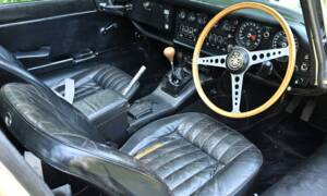 Image 4/39 of Jaguar E-Type (2+2) (1970)
