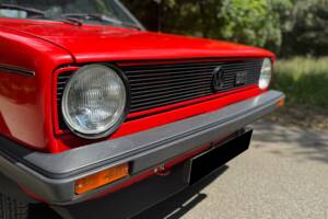 Image 1/31 de Volkswagen Golf I GTI 1.6 (1982)