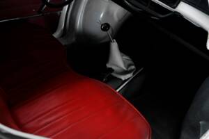 Image 39/48 of Subaru 360 (1970)