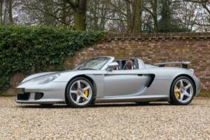 Image 11/50 de Porsche Carrera GT (2005)